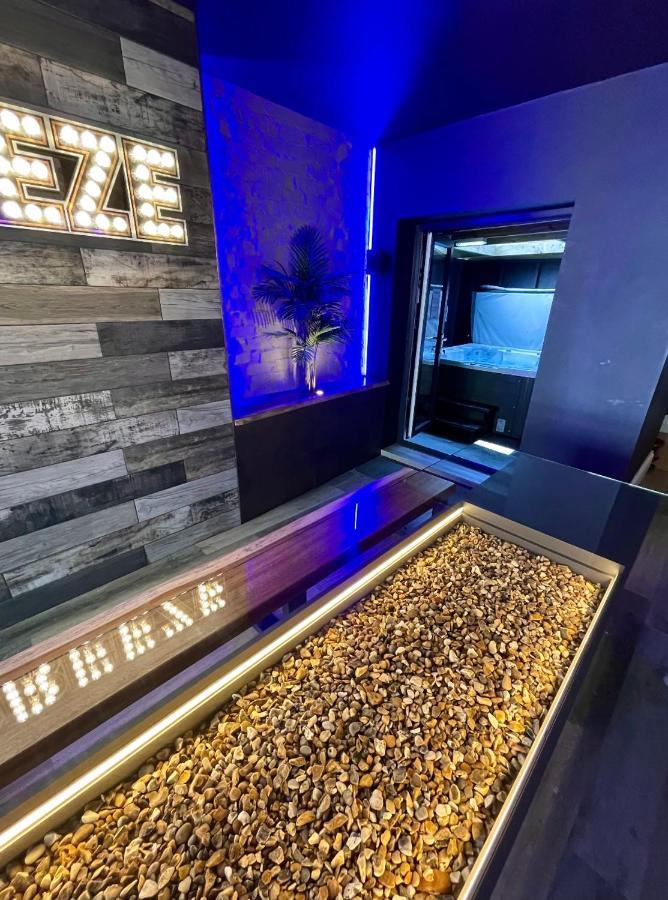 Breeze Suites - Luxury Group Accom - Sleeps 19 Blackpool Esterno foto