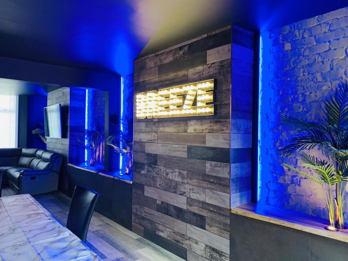 Breeze Suites - Luxury Group Accom - Sleeps 19 Blackpool Esterno foto